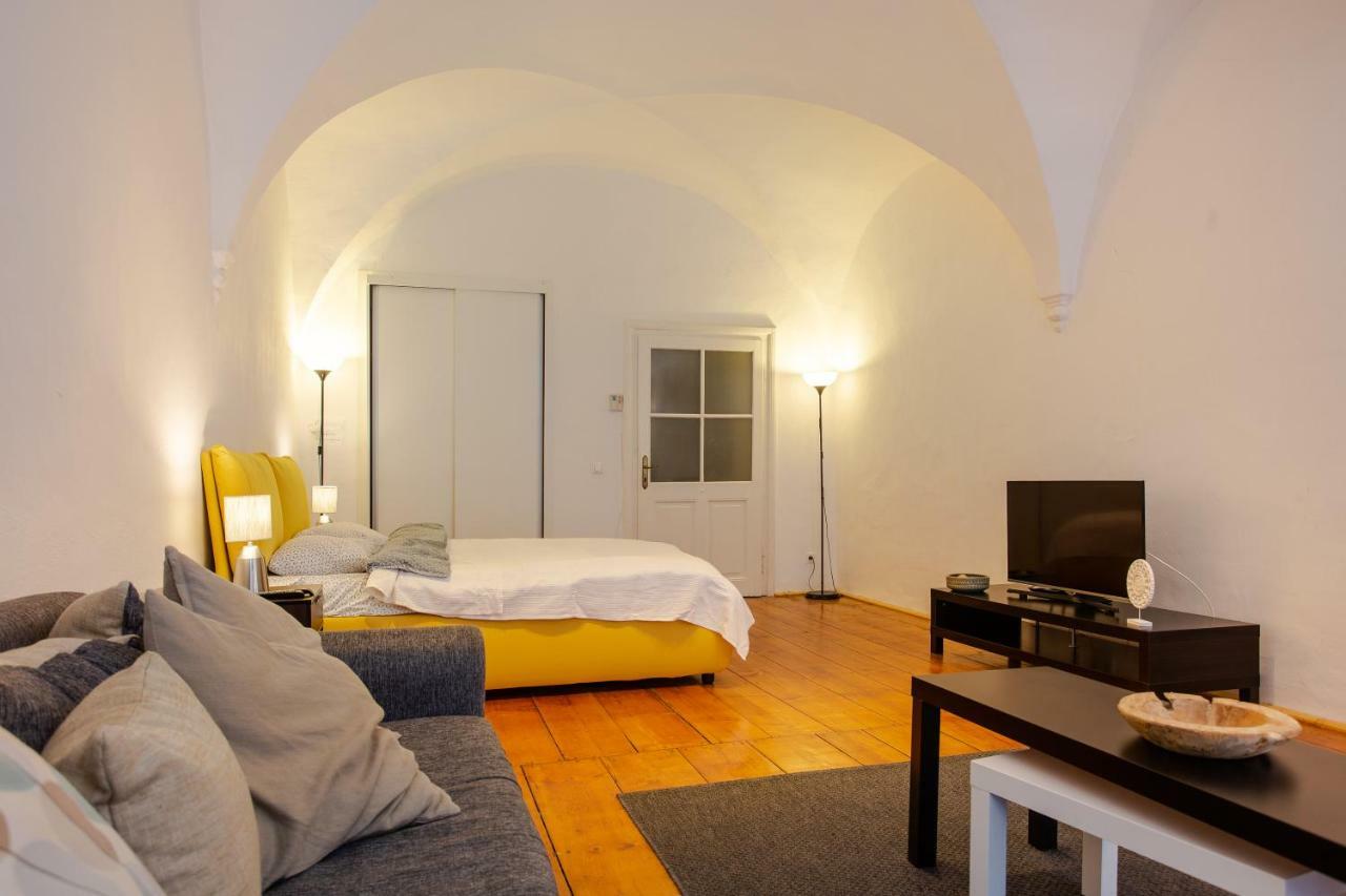 Arcade Apartment Sibiu Ngoại thất bức ảnh
